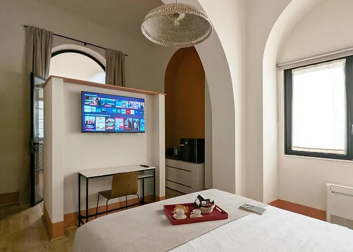 La Corte Dei Panni